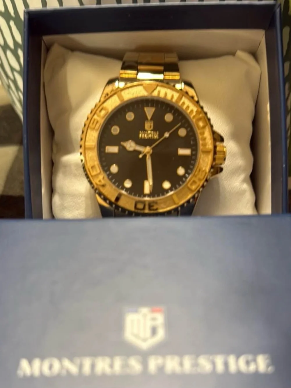 Men’s Gold and Black Bracelet Watch